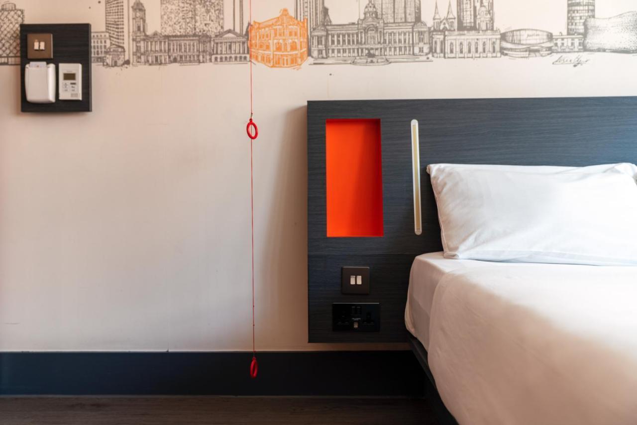 Easyhotel เบอร์มิงแฮม ภายนอก รูปภาพ