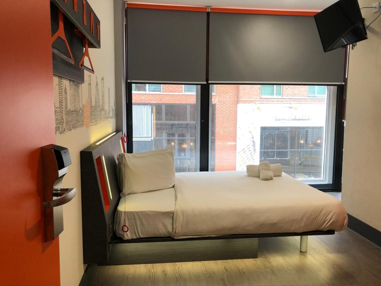 Easyhotel เบอร์มิงแฮม ภายนอก รูปภาพ