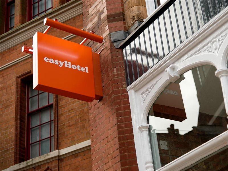 Easyhotel เบอร์มิงแฮม ภายนอก รูปภาพ